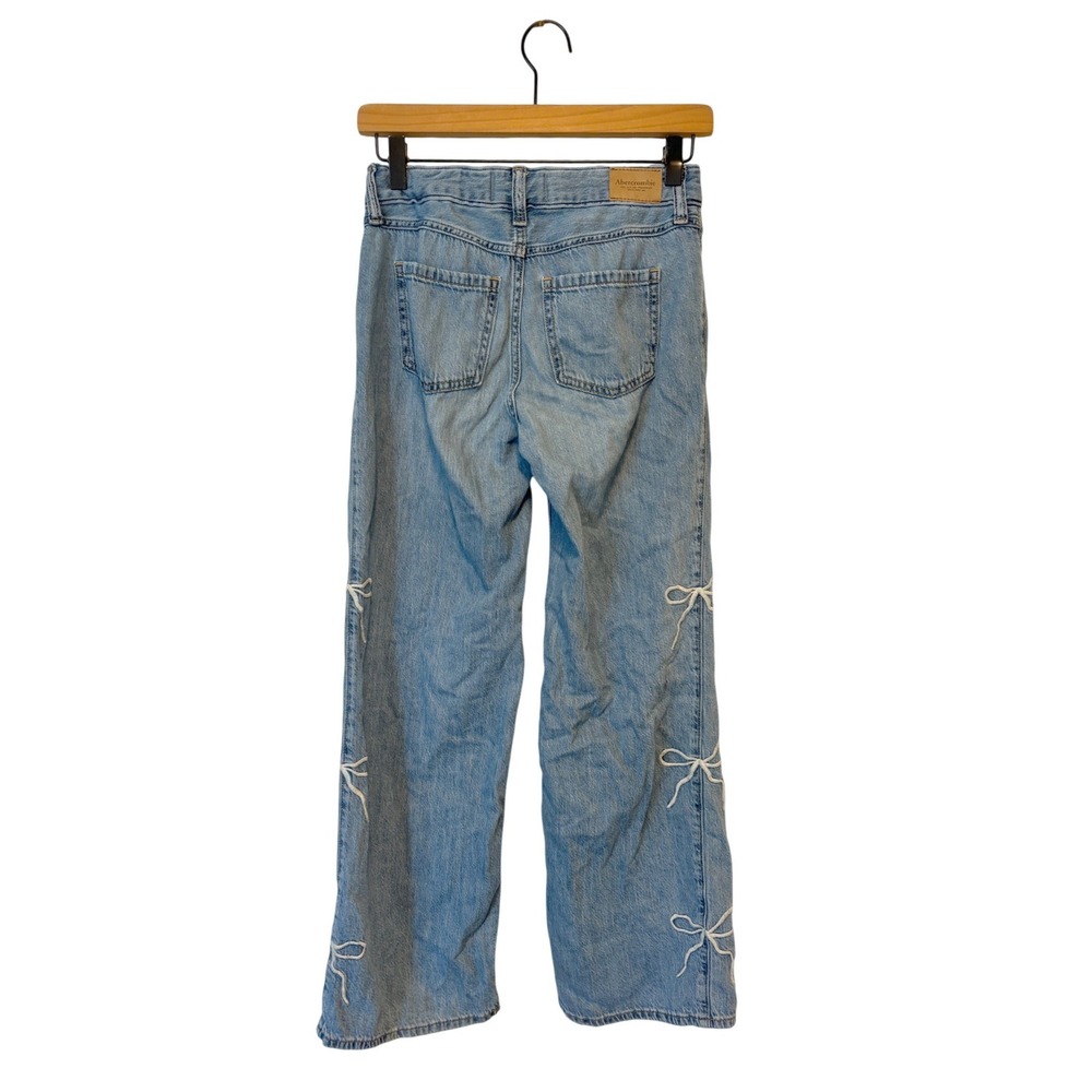 Abercrombie Kids High Rise Ultra Wide Leg Jeans Light Wash Bow Detail Size 13/14 - Picture 2 of 5